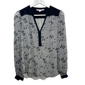 Diane Von Furstenberg Silk Blouse Navy Blue and white Floral Henley 2